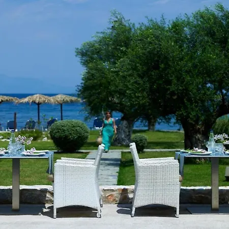 Hotel Belle Helene 3*