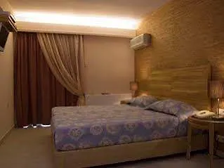 Belle Helene Hotell 3*