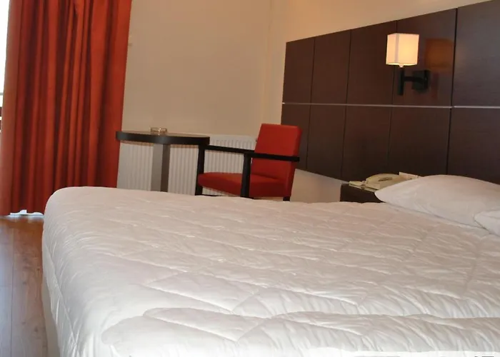 Belle Helene Hotell 3*