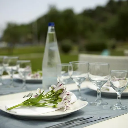 Belle Helene Hotel 3*