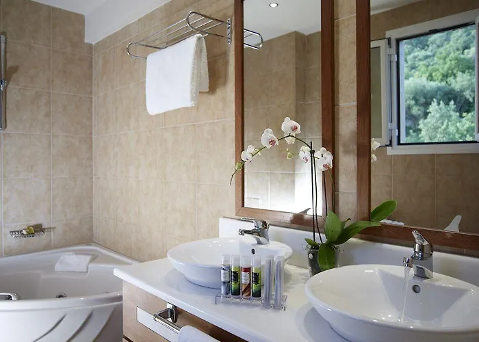 Hotel Belle Helene 3*